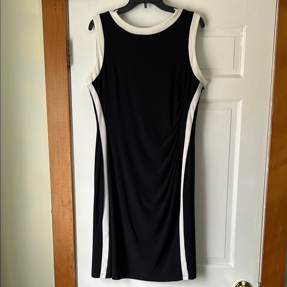 Chaps Black and White Sheath Midi Dress Sleeveless Crew Neck
